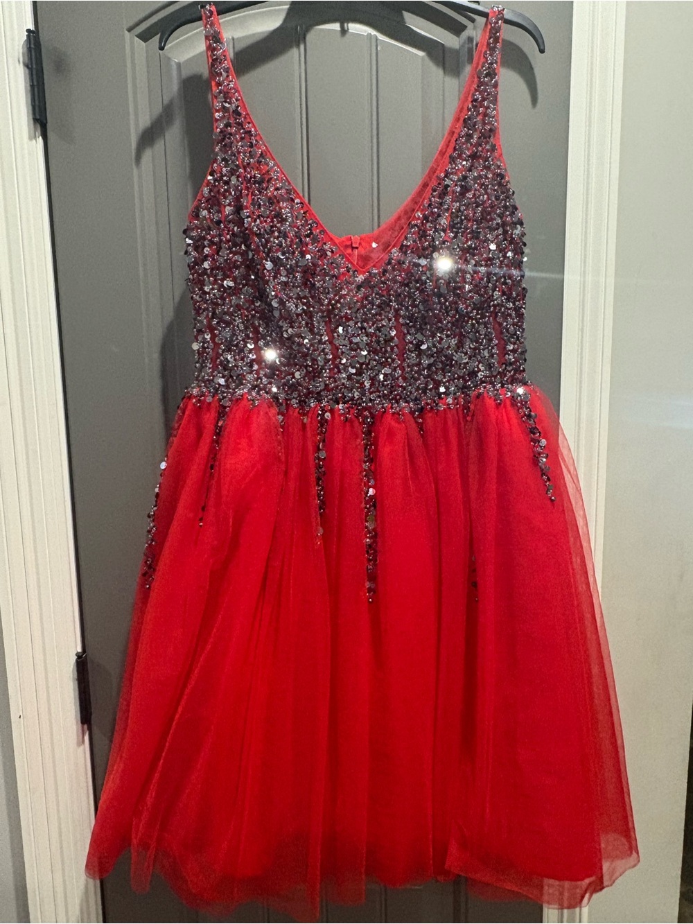 Red Sequin Tulle Homecoming Dress with V-Neck, NWOT, XL